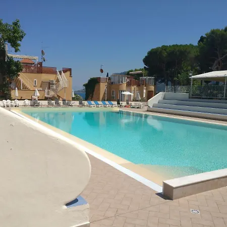 Mare Piscina Albamaor Apartment *