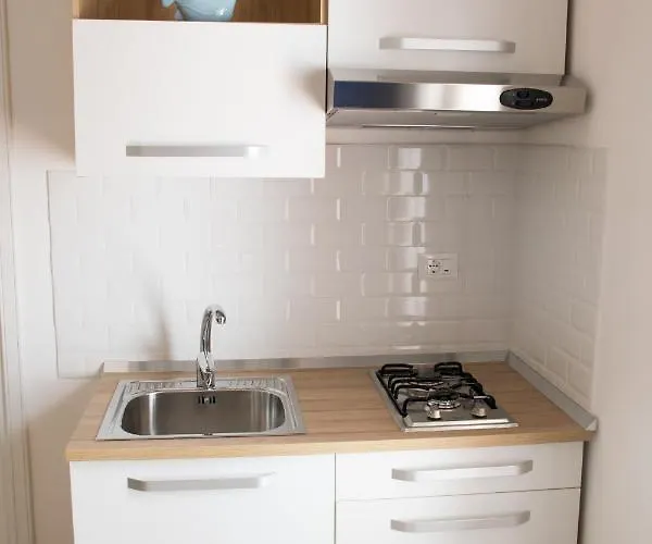 Mare Piscina Albamaor Apartmán *